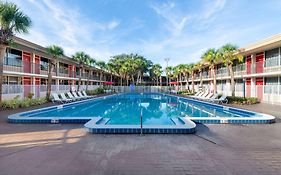 Ramada By Wyndham Kissimmee Gateway